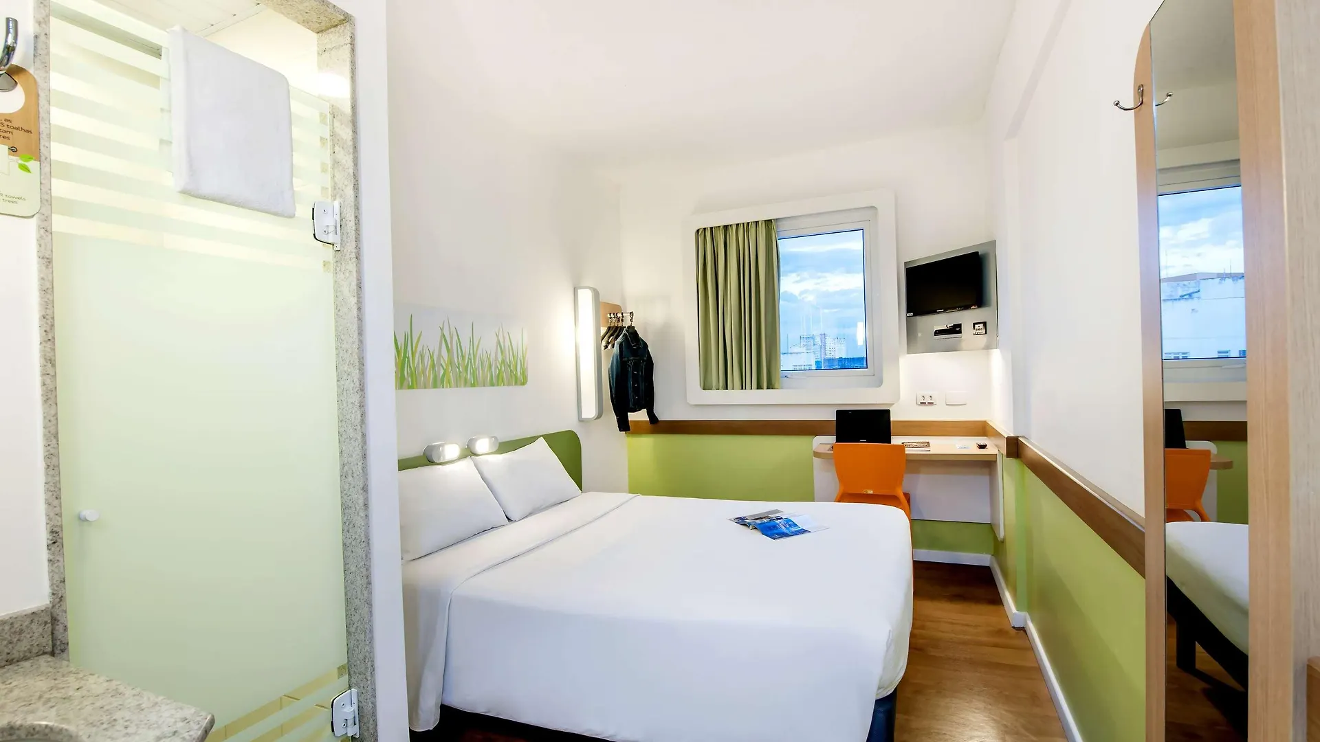 Ibis Budget Porto Alegre Hotel