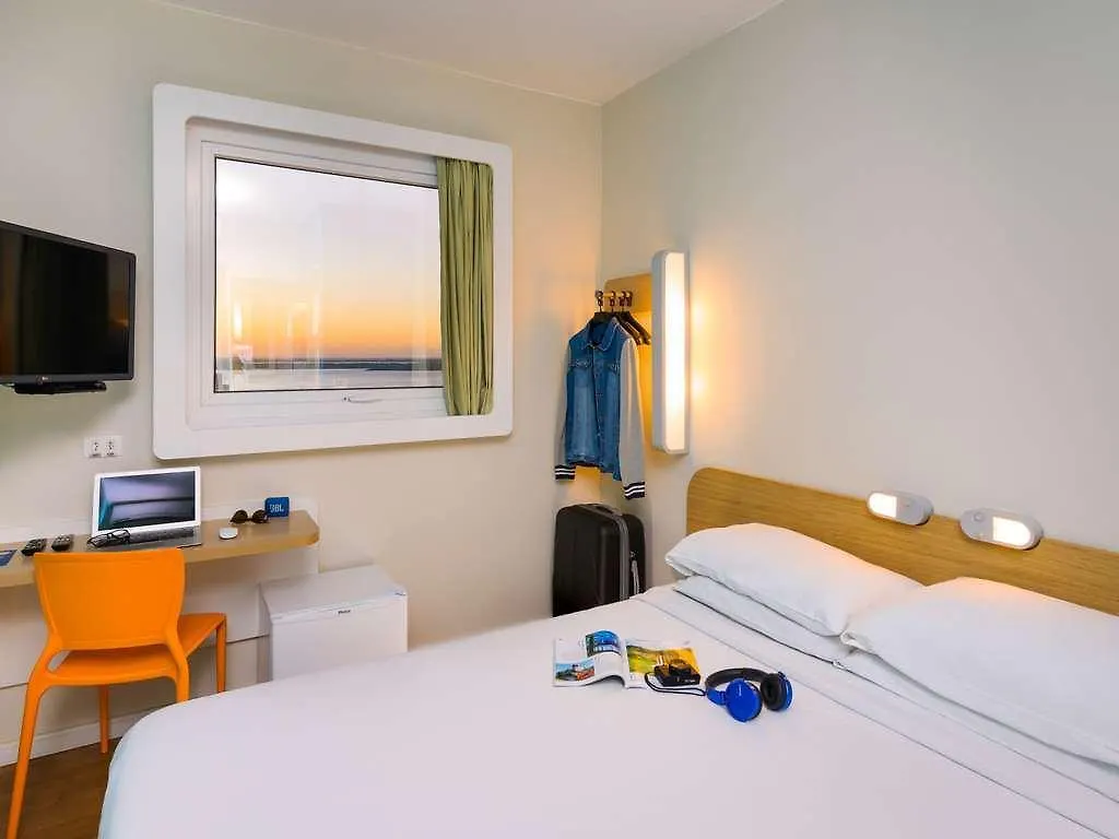 Ibis Budget Porto Alegre Hotel